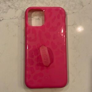 Loopy IPhone 11 Pro phone case Pink leopard